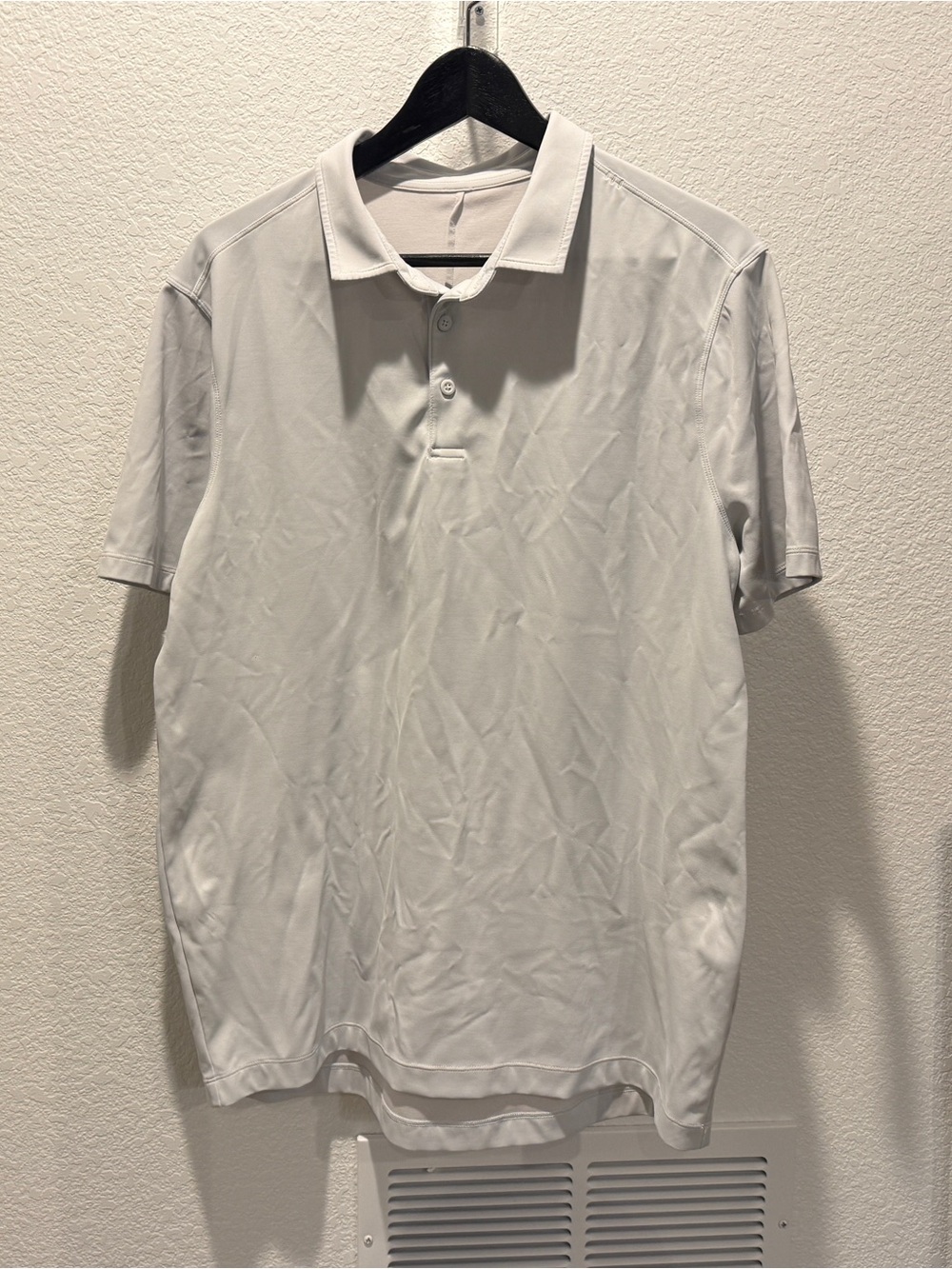 lululemon athletica Men's White Polo Performance stretch- Medium